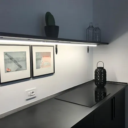 Bellhome 1 - Elegante Appartamento Nel Centro Di Bari Exterior photo